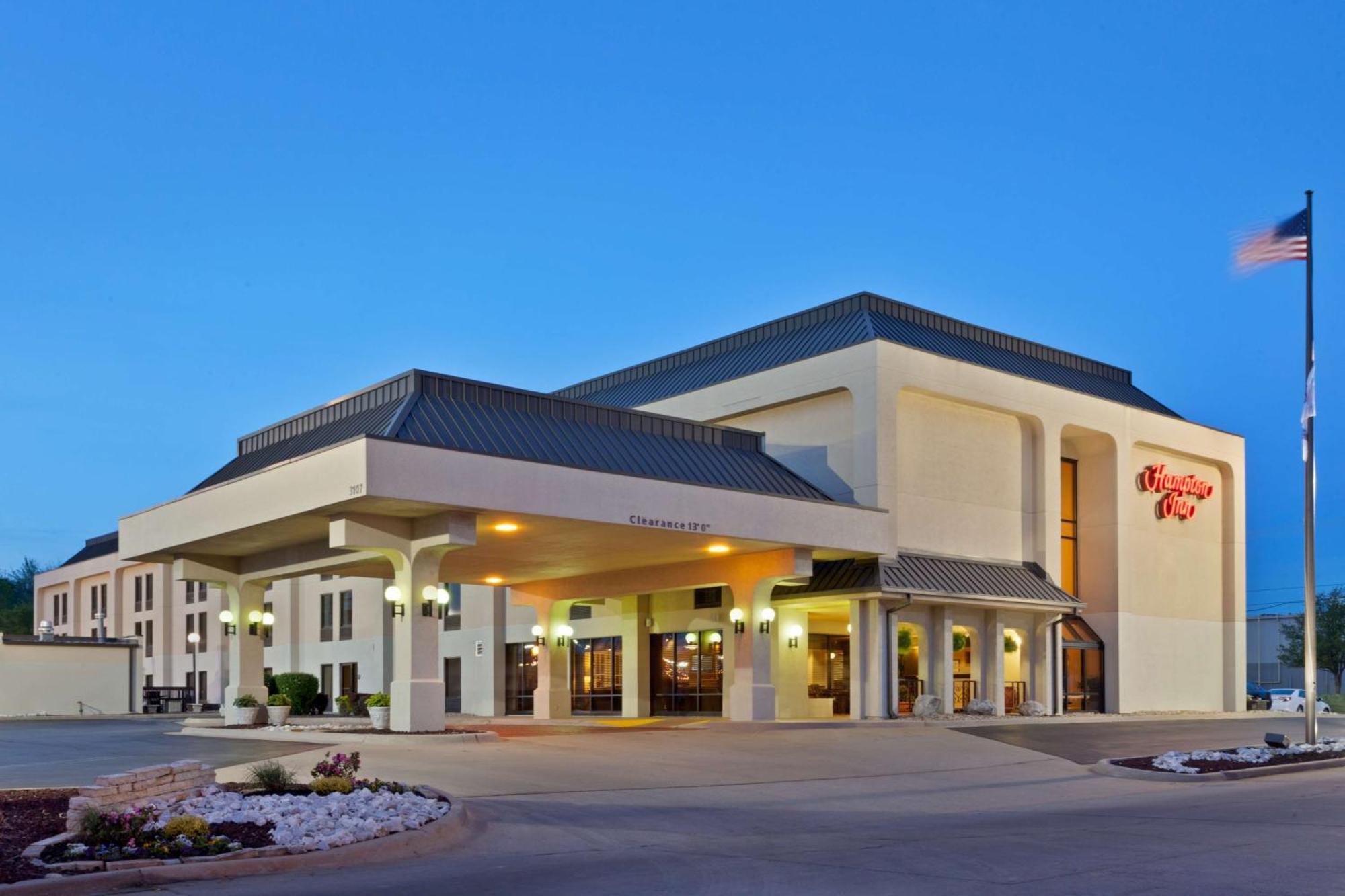 Hampton Inn Joplin Εξωτερικό φωτογραφία